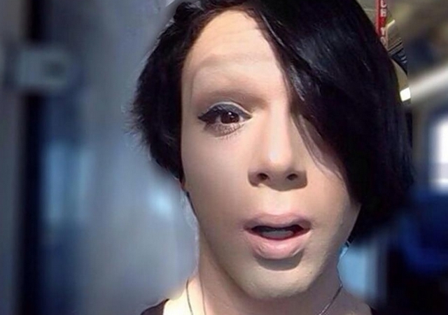 Transexual Youtuber se suicida