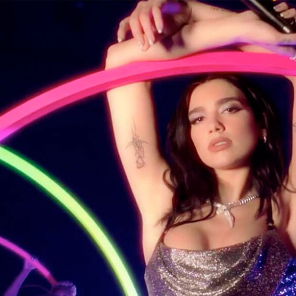 Dua Lipa, cabeza de cartel de la fiesta virtual pre Oscars de la Elton John AIDS Foundation