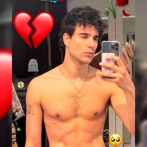 La sugerente foto de Javier Calvo semidesnudo que saca el lado más ingenioso de sus fans
