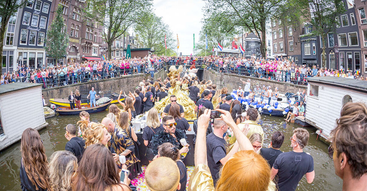 Este verano, vive el original Orgullo de Ámsterdam gracias a este descuento de KLM