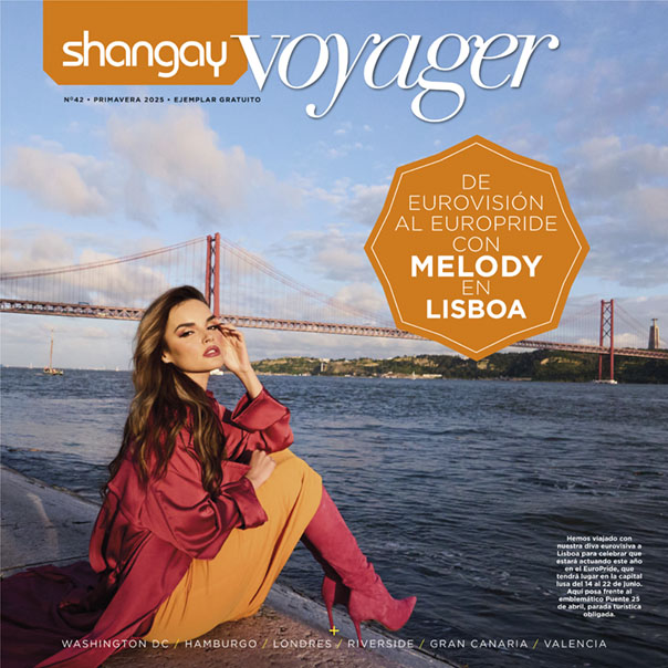 Portada de la revista Shangay Voyager 42