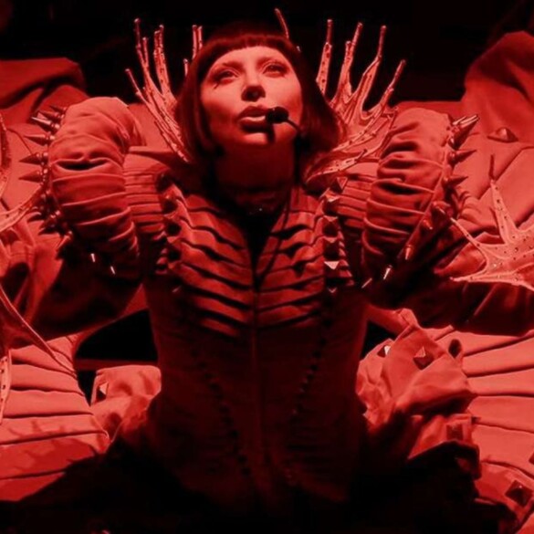 Lady Gaga arrasa en Coachella, con acusaciones de satanismo incluidas